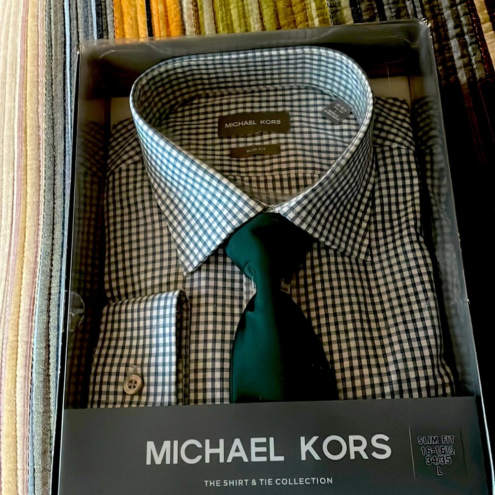 Plaid dress shirt with Tie